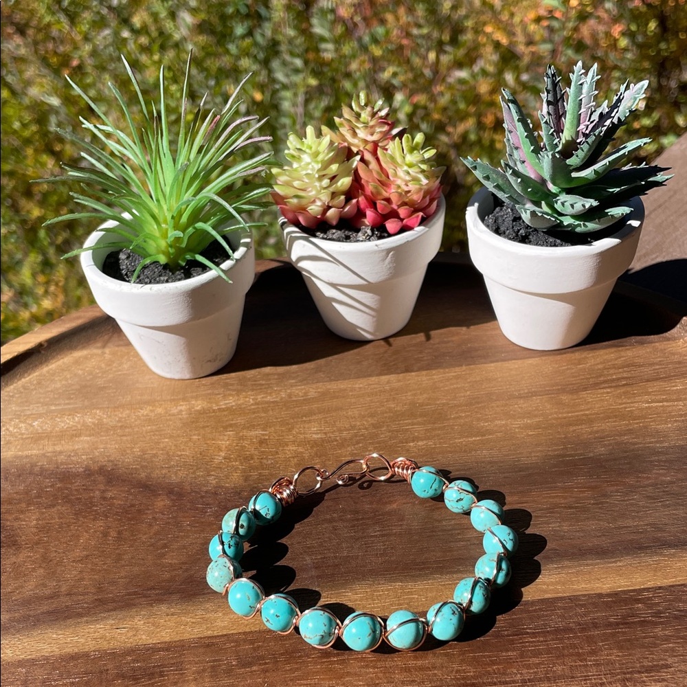 Turquoise Howlite and copper-tone wire wrapped bracelet